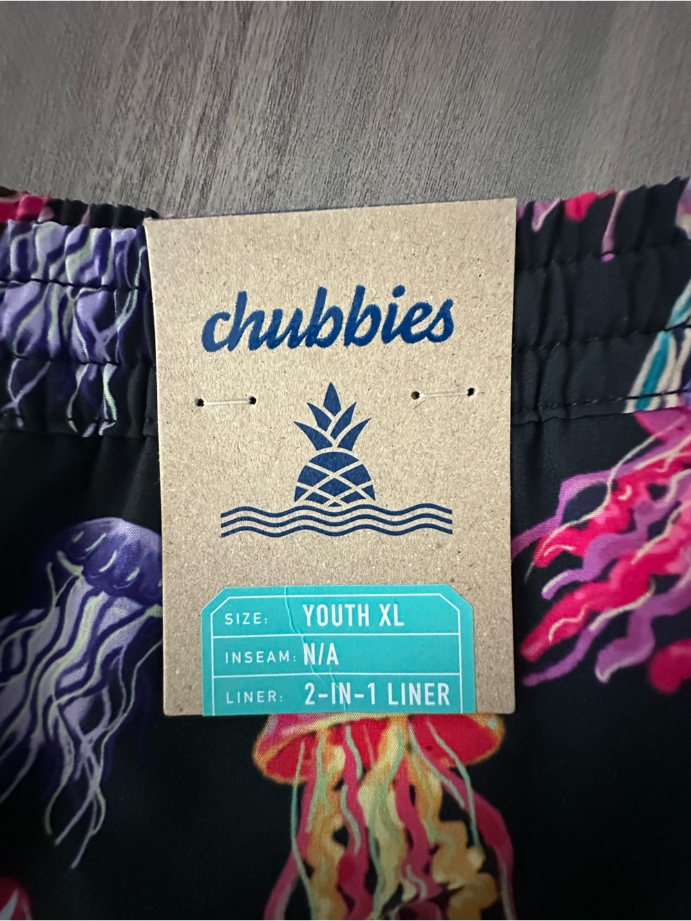 Chubbies The Don't Be Jellies Youth Classic Lined Swim Trunk - Picture 6 of 7